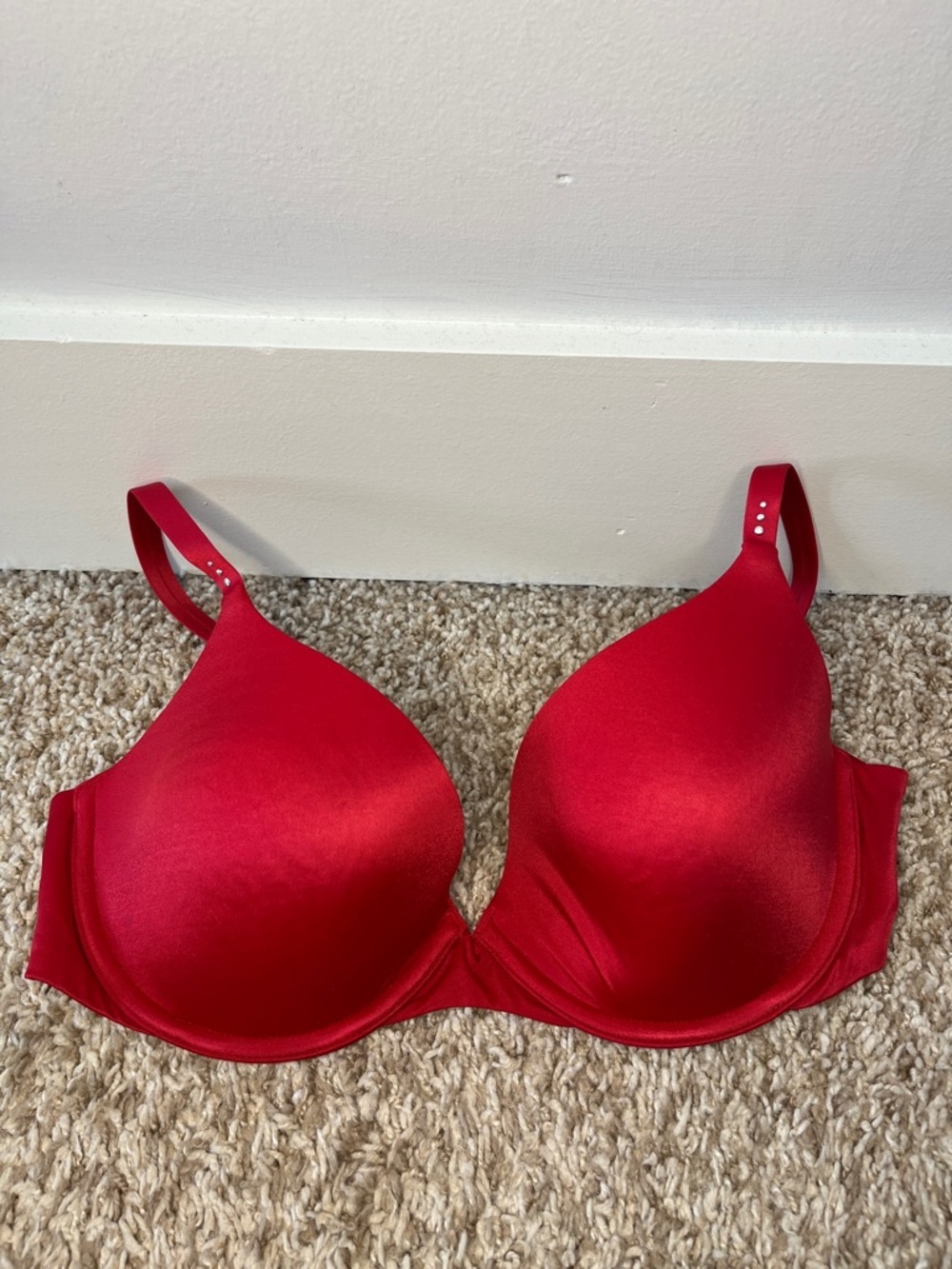 Victoria's Secret Bold Red Demi Uplift Bra - Size 34D